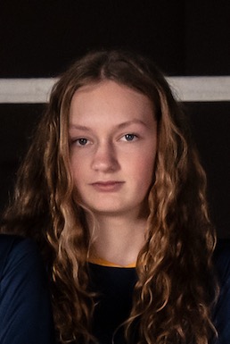 Emily Doss, Middle, Thunderbolt 14-Navy