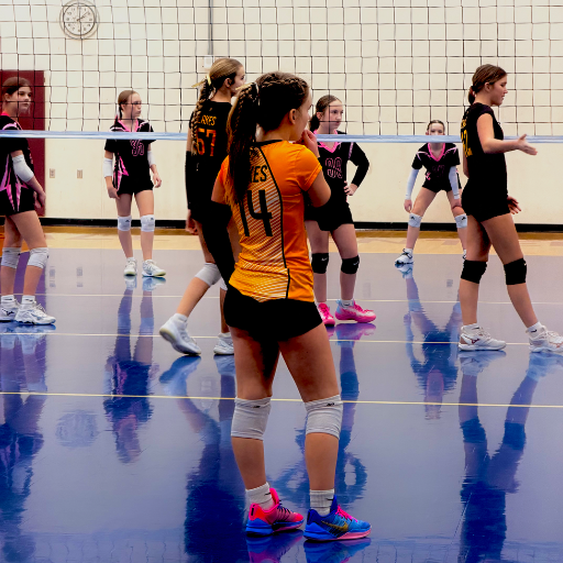 Ivy Kanewischer, Libero, Lakes 13-1