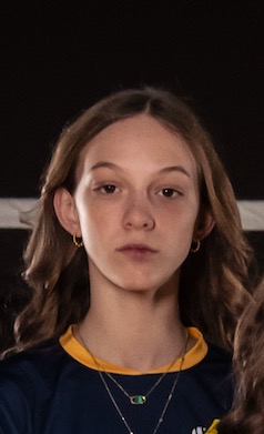 Emma Tucker, Middle, Thunderbolt 14-Navy