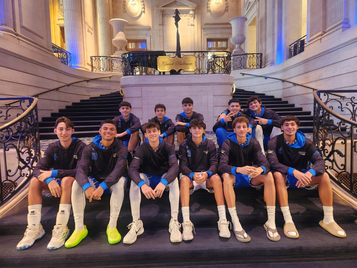 TORRI 16-Efrain team photo
