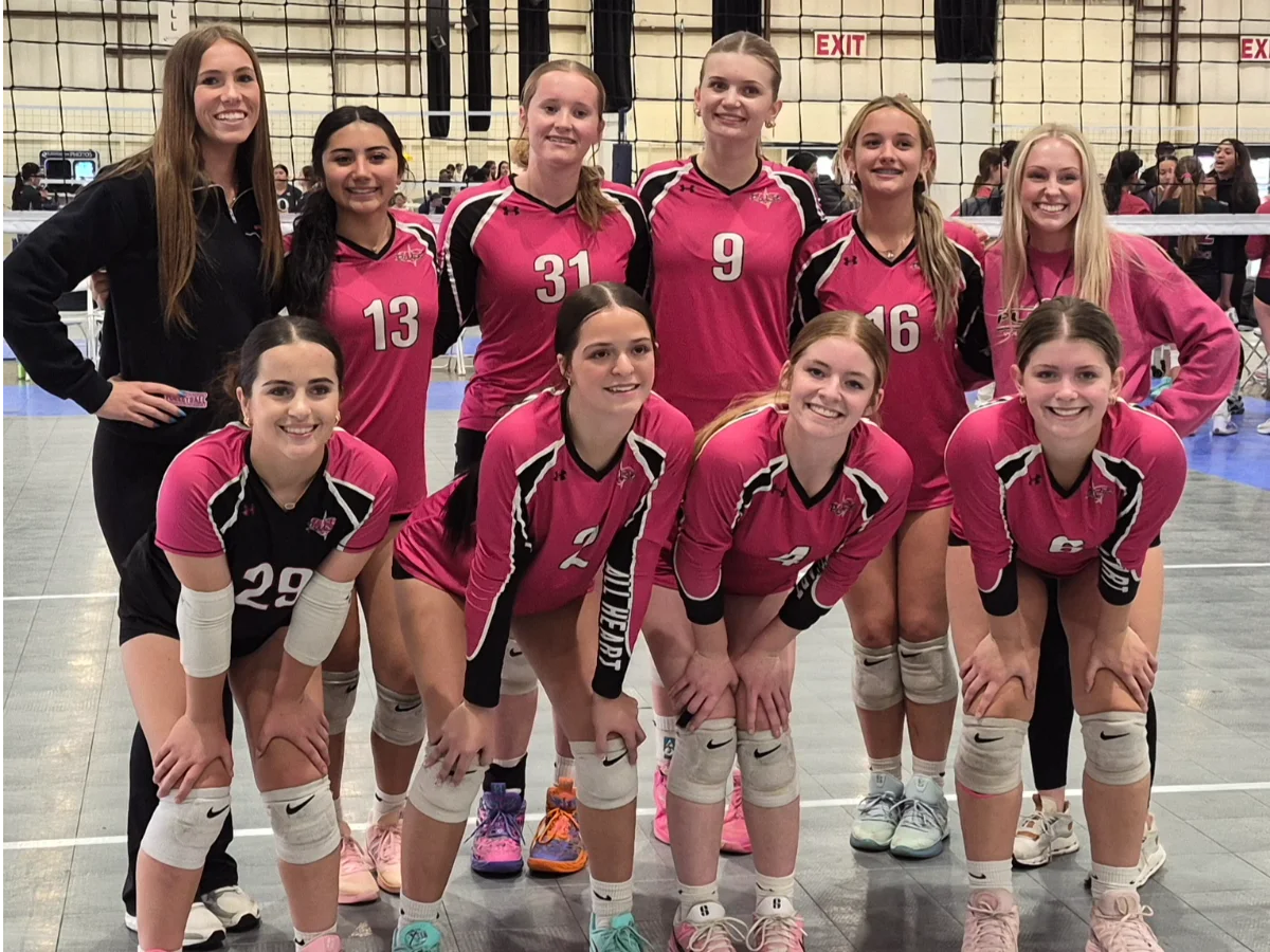 Pulse 16-Pink team photo